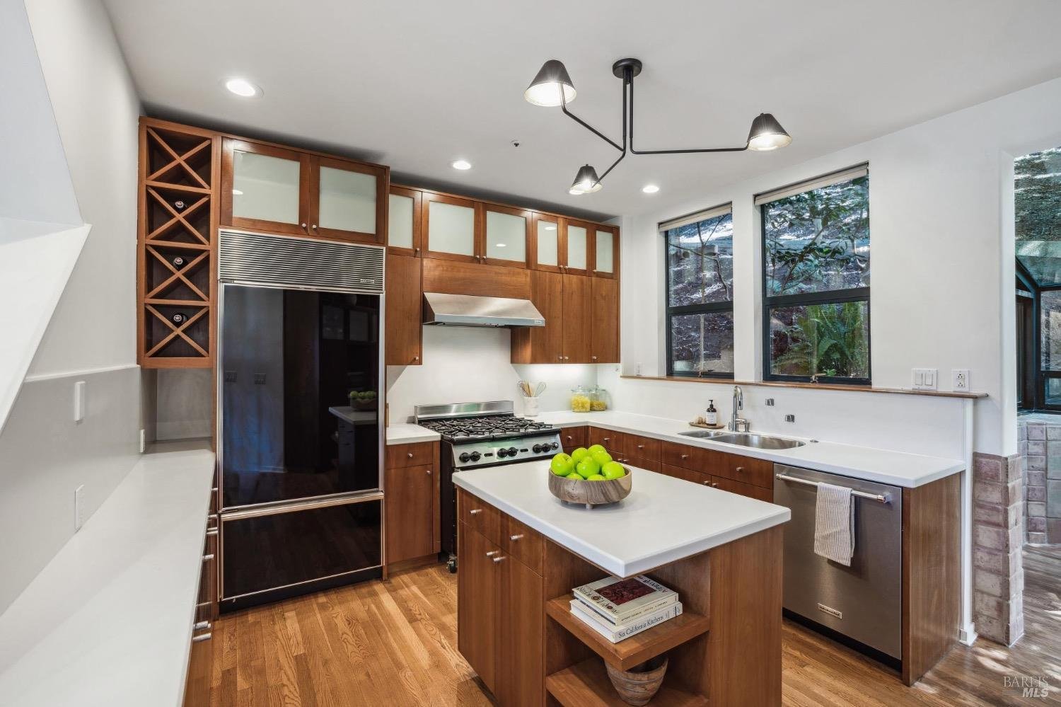299 South St