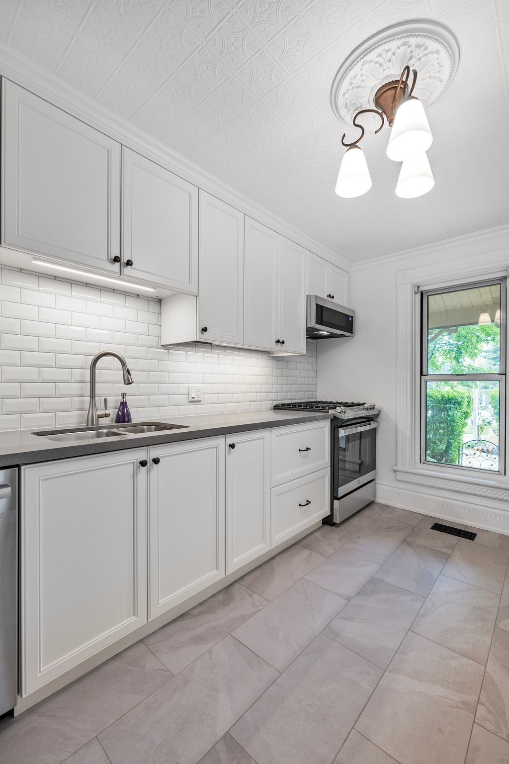 411 Millard Ave, Newmarket