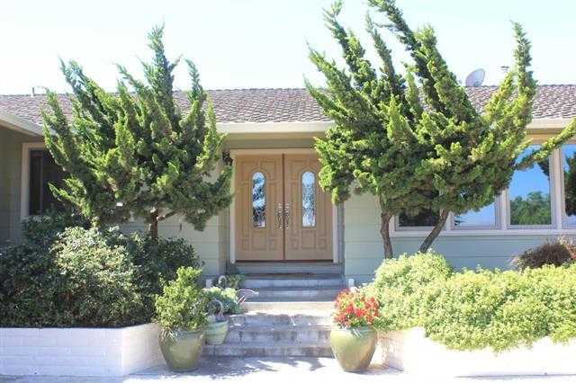 620 Donald DR