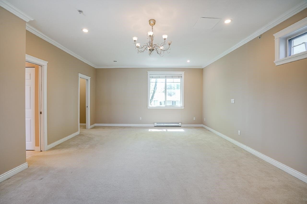 3445 W 10th Ave