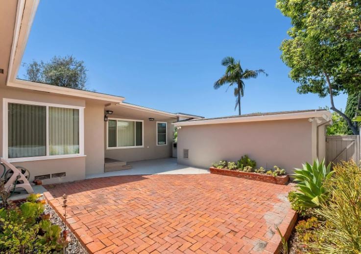 2136 Guy St, San Diego, CA 92103