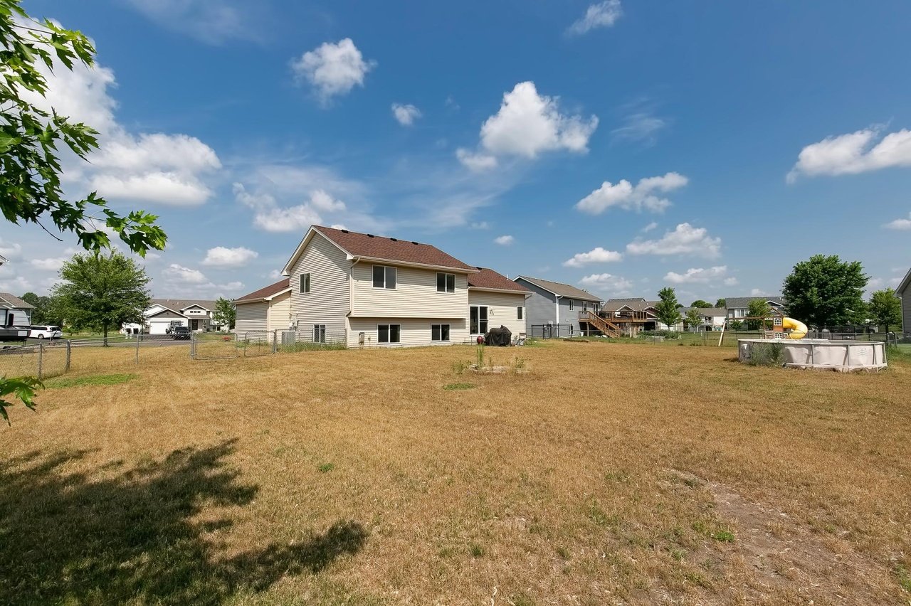 1302 Ironwood Ct SW