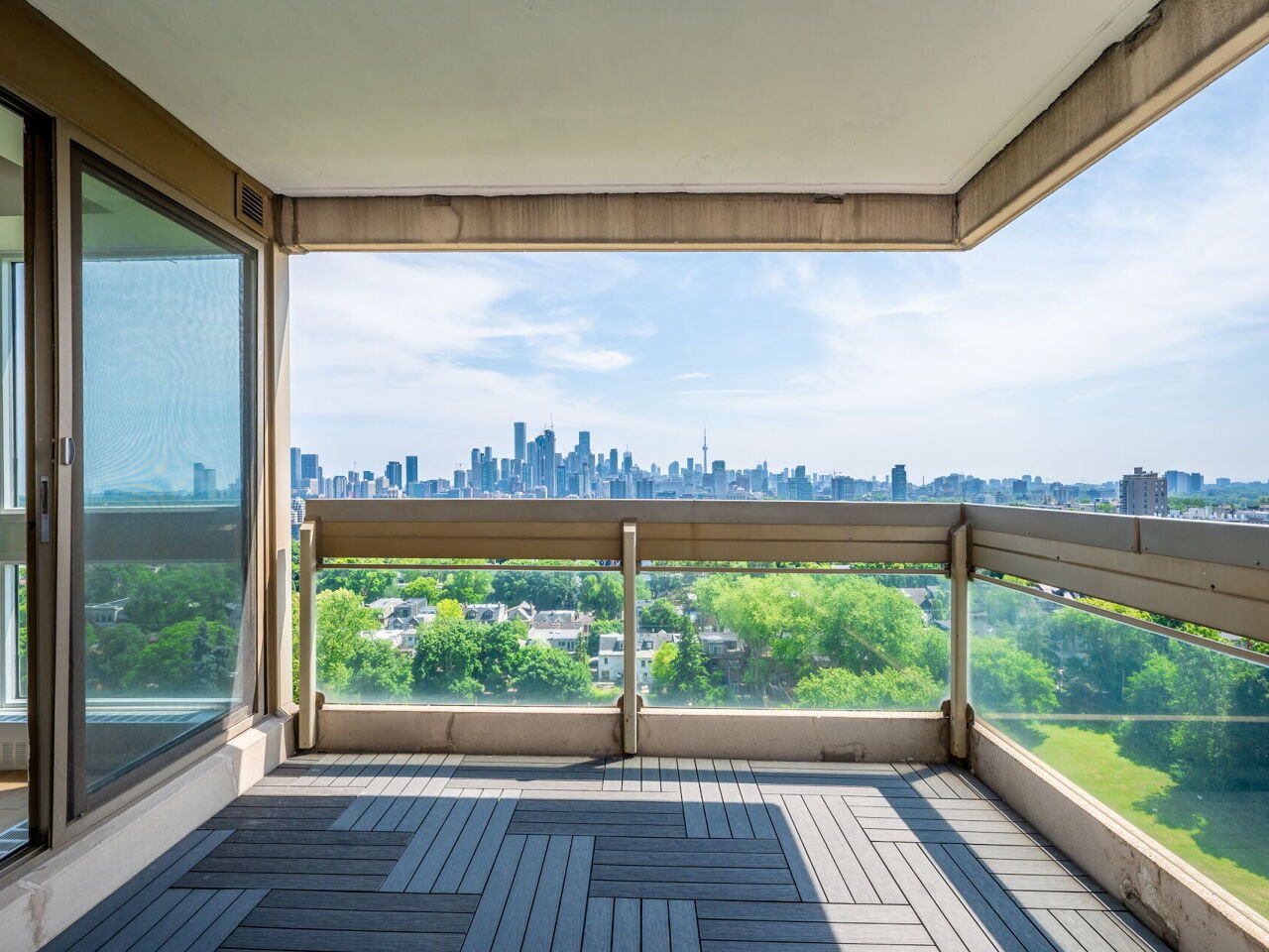 63 St Clair Ave W Unit: 1701