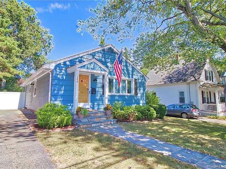 146 Thornberg Street