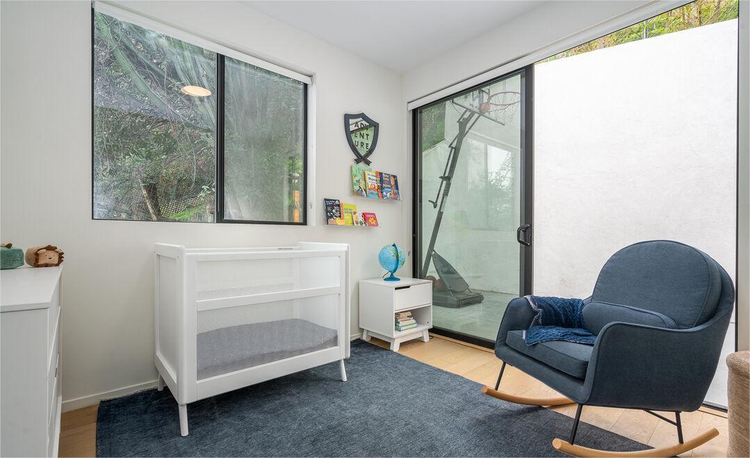 Modern Condo Living in Prime Silver Lake Location