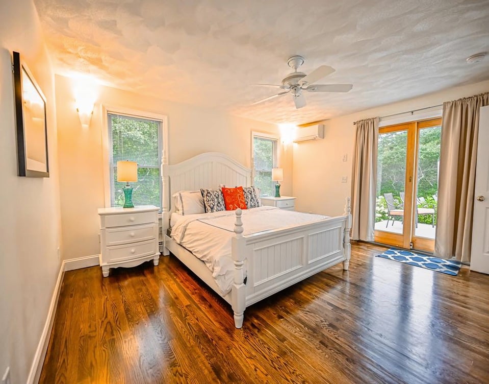 47 Schoolhouse Rd