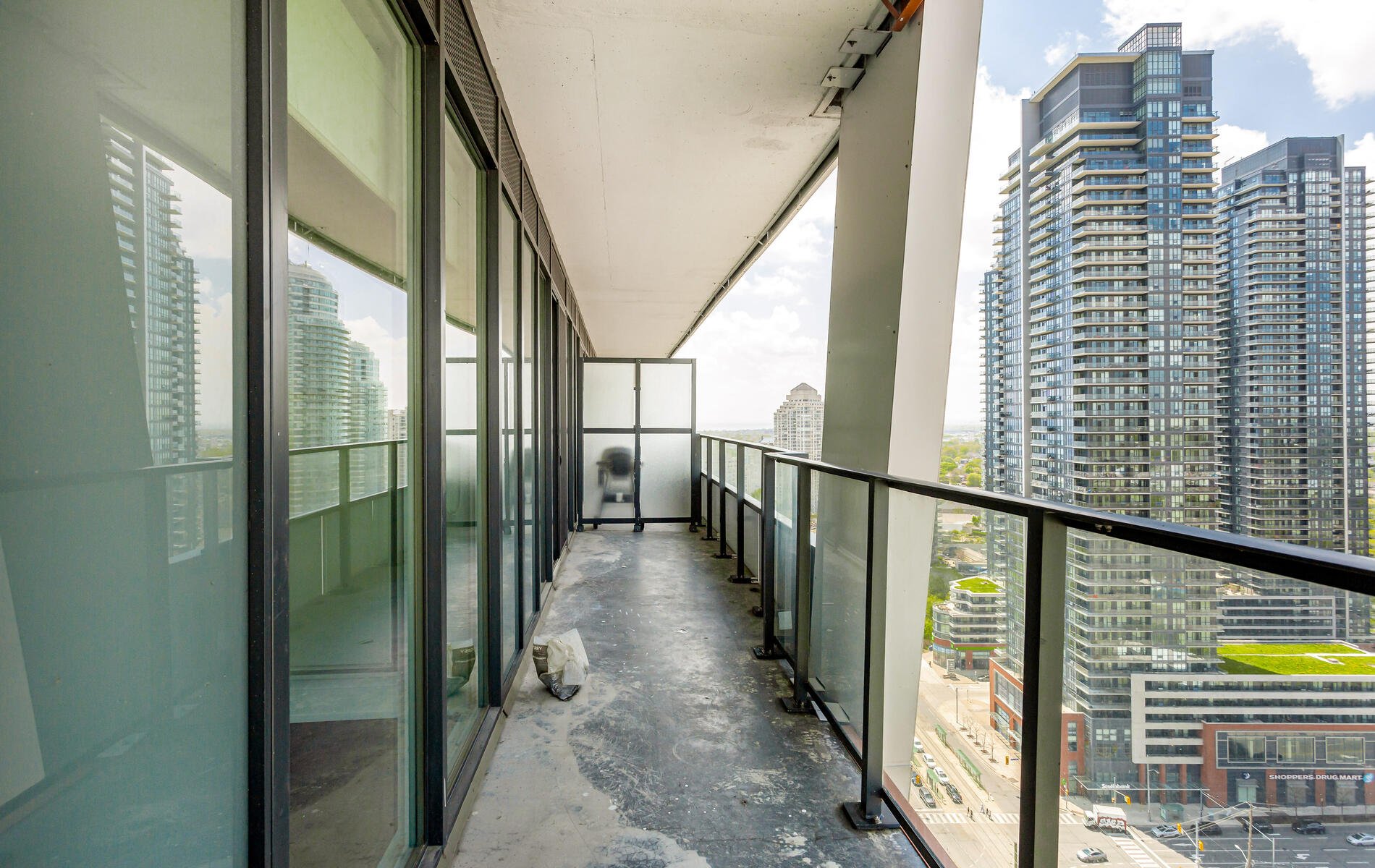30 Shore Breeze Drive Unit: 2213