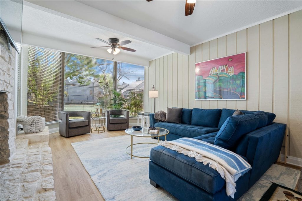 185 World of Tennis Sq