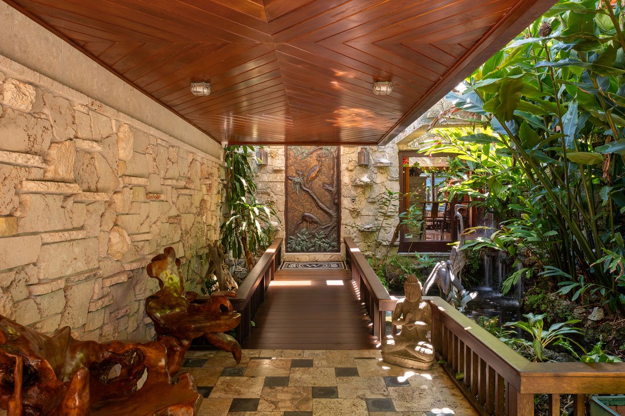  Morningside Waterfront Estate