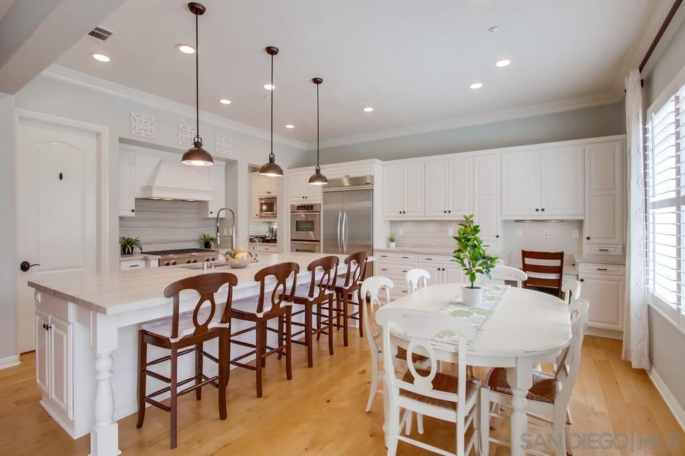 15163 Palomino Valley Pl