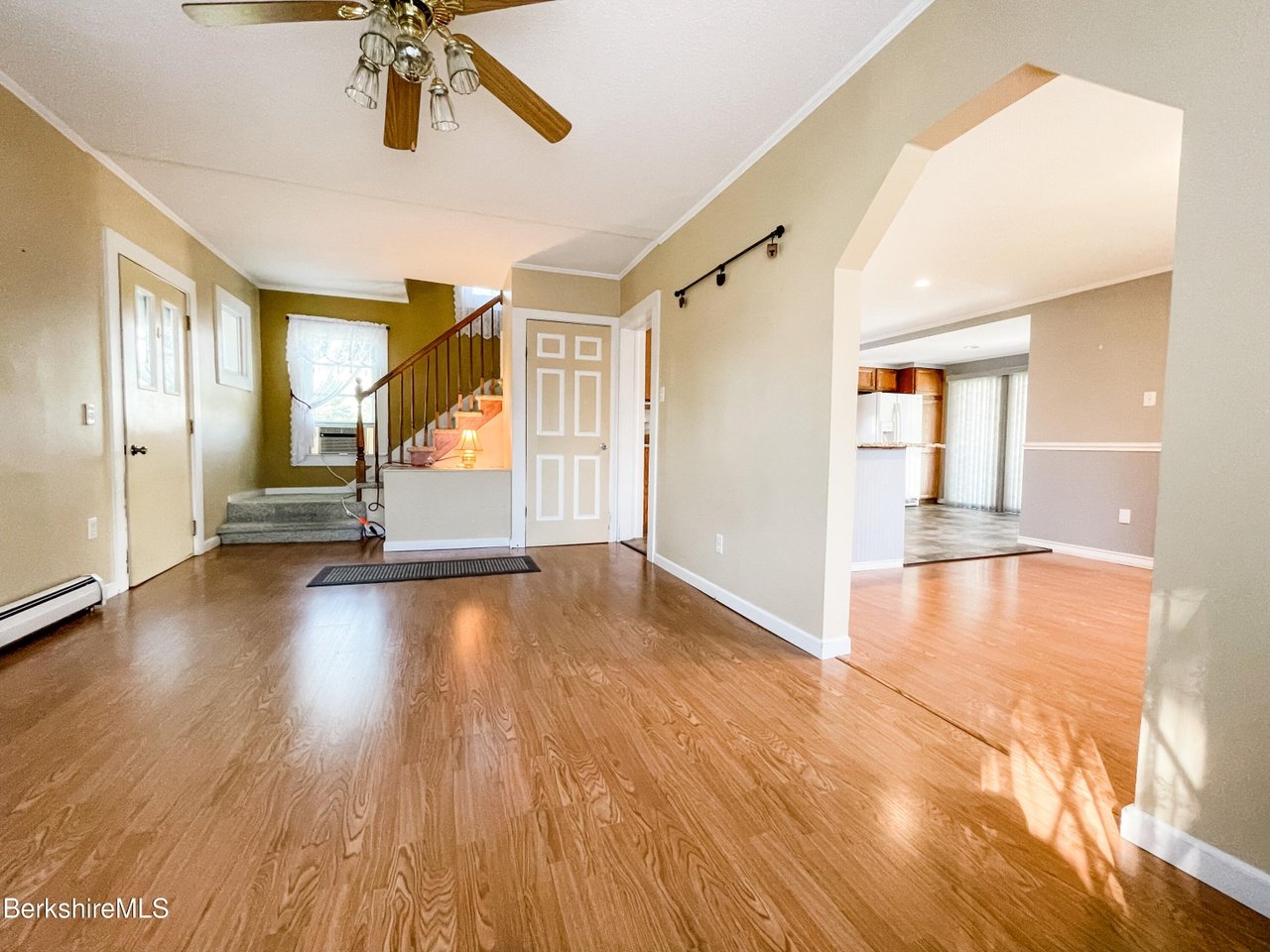 22 Summit Ave