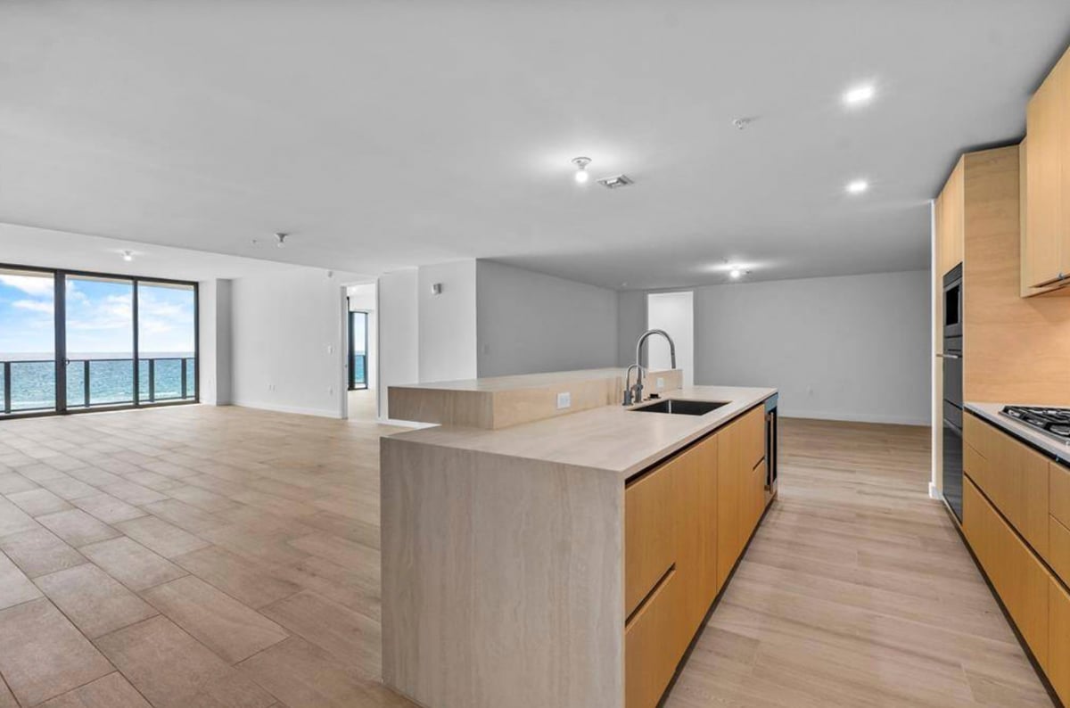 900 N Ocean Drive - Casamar Condominium