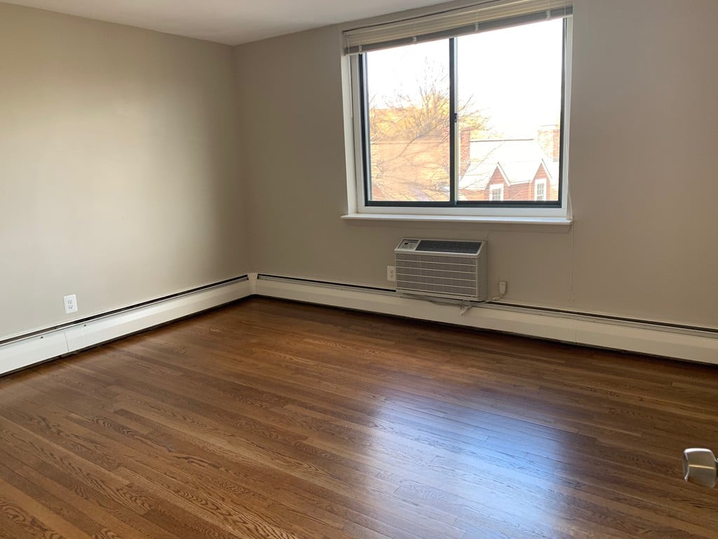 519 Washington St, #12