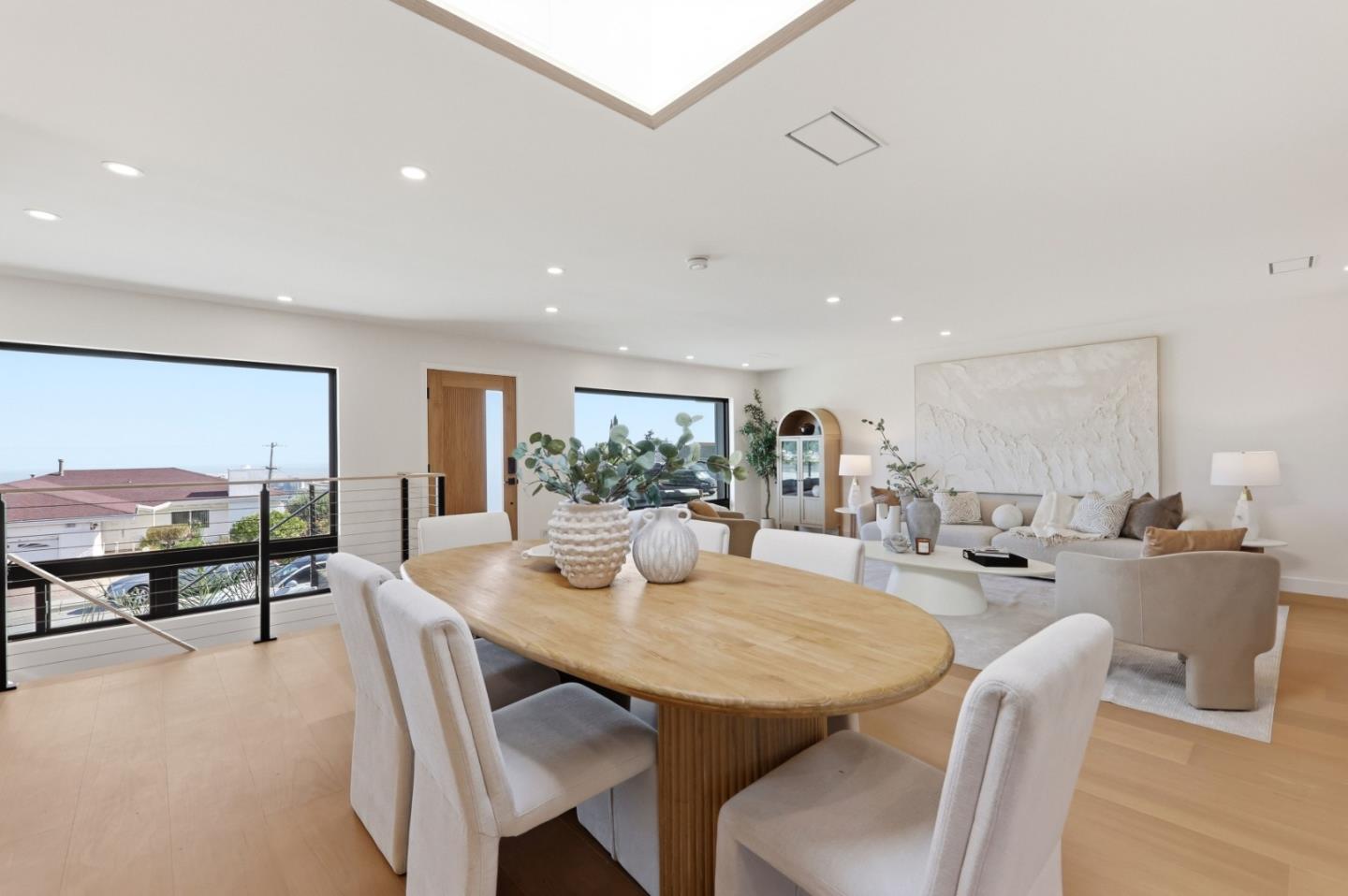 1041 Crestview Drive
