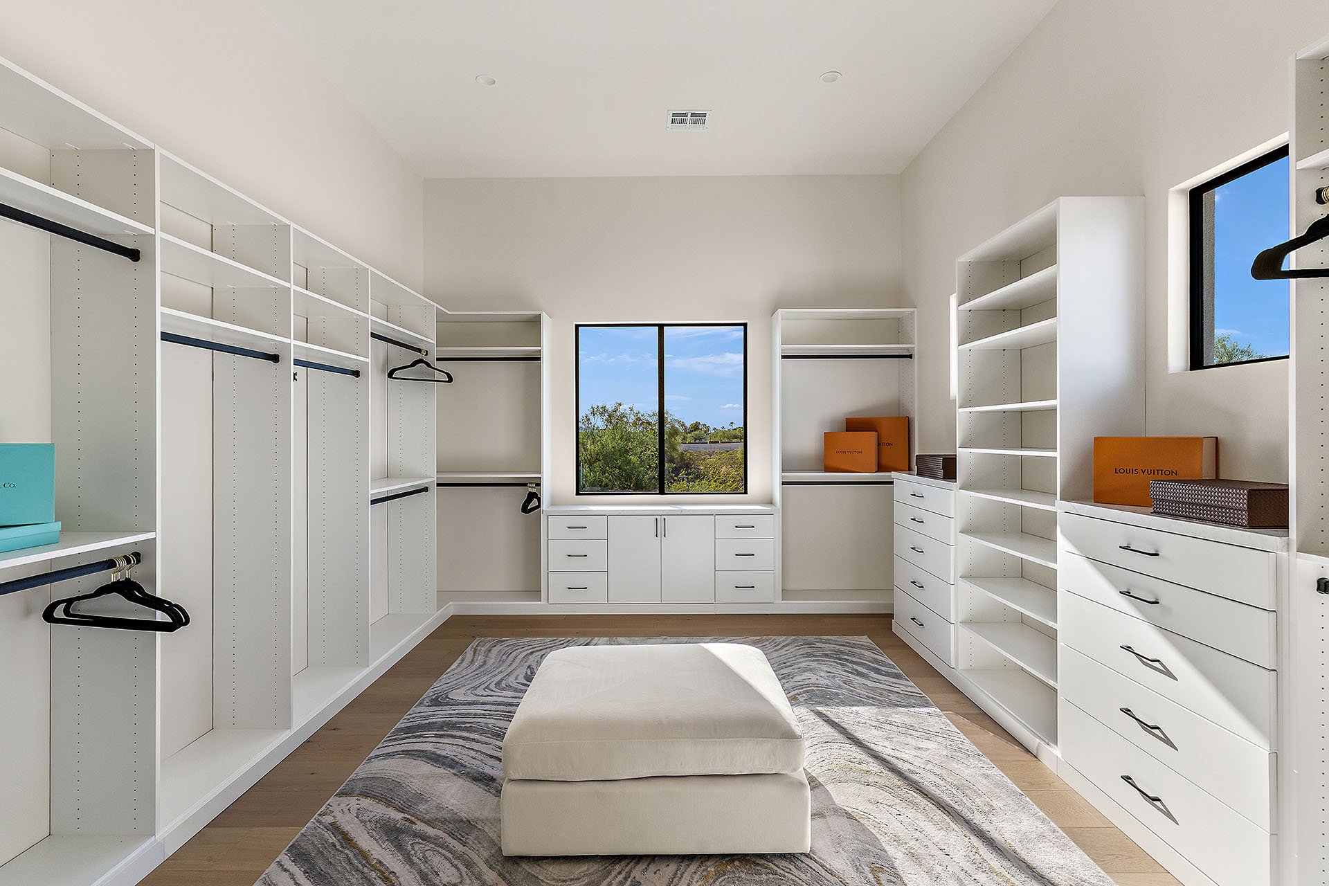 12612 E MOUNTAIN VIEW Road