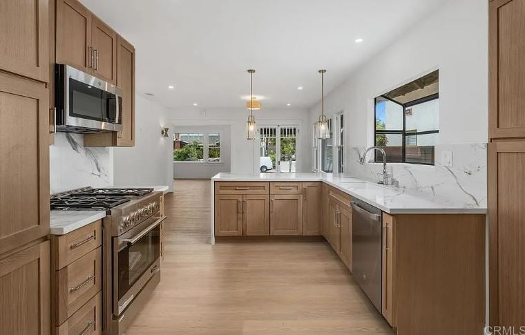 912 Bush St San Diego, CA 92103