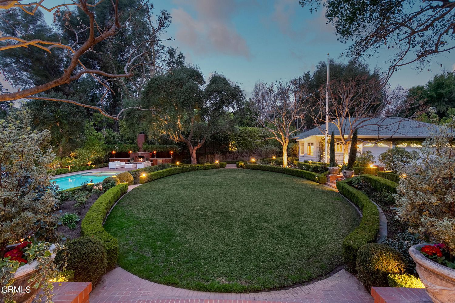 1485 Lomita Dr