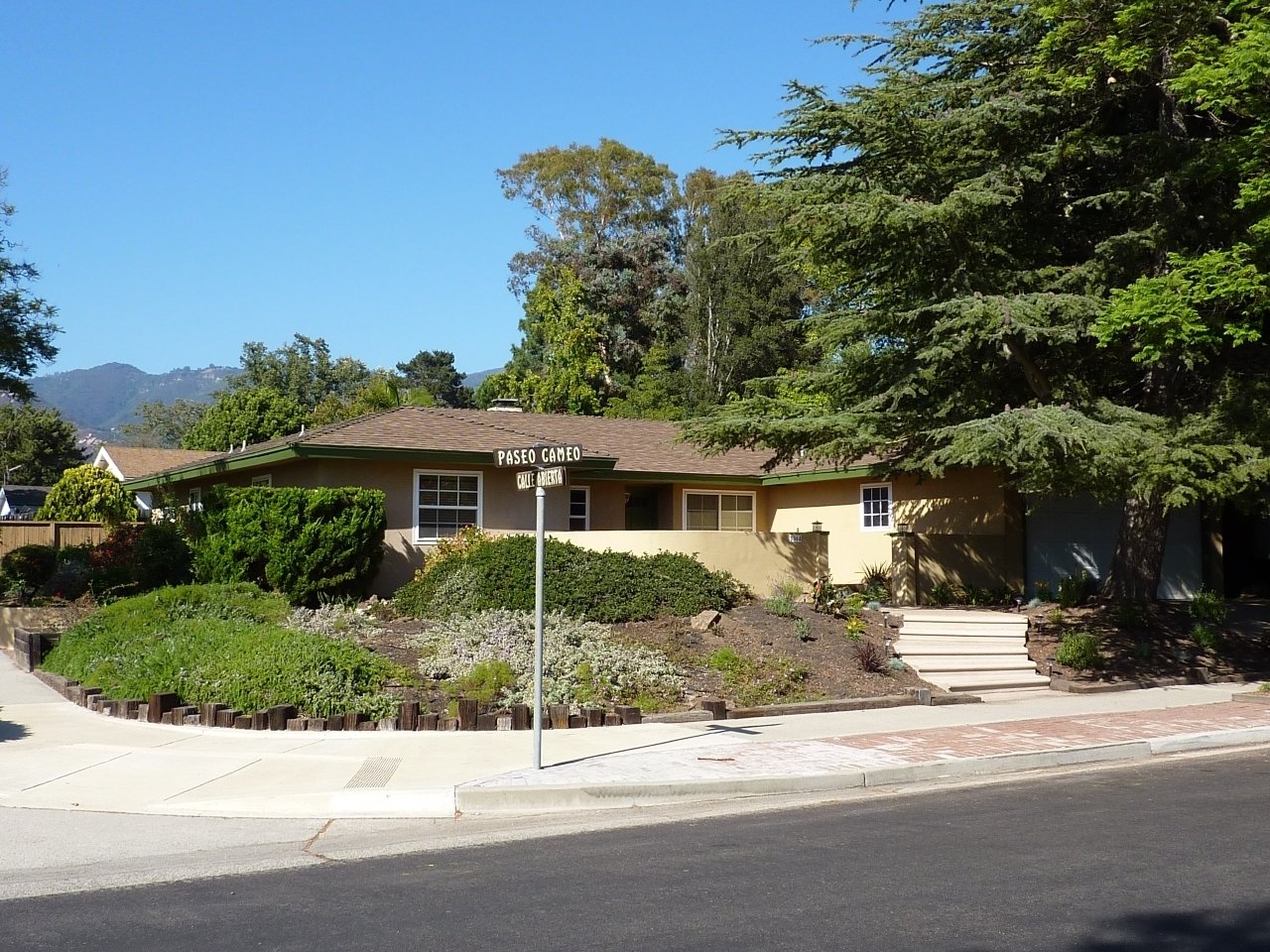 5364 Paseo Cameo