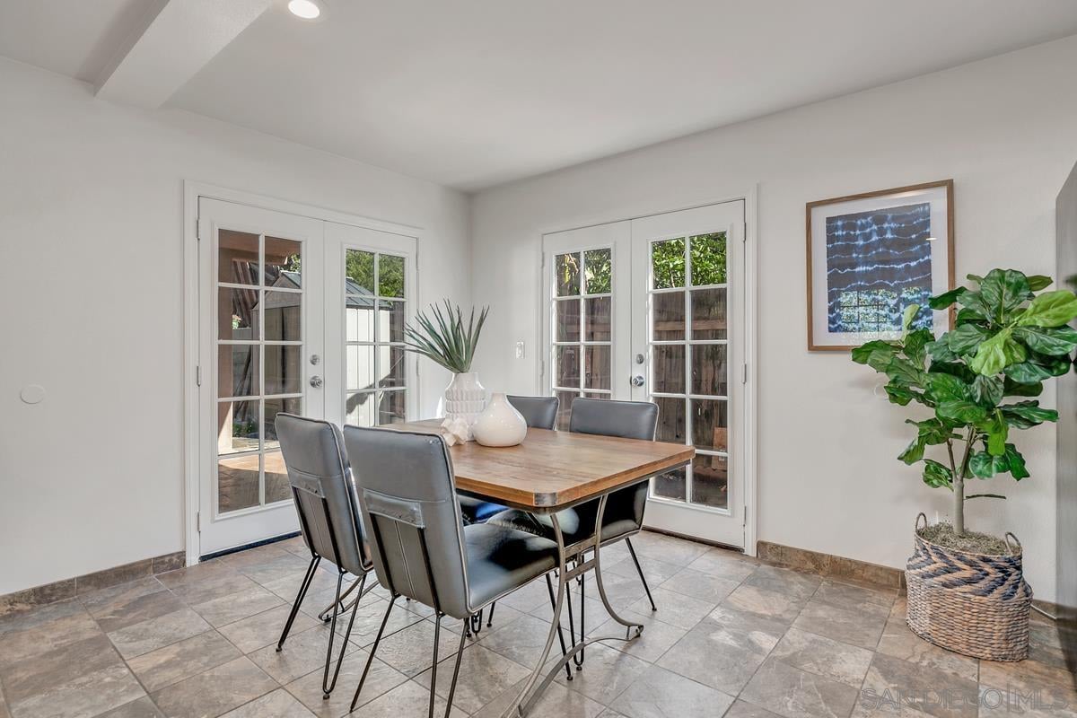 1949 Sonoma Ln