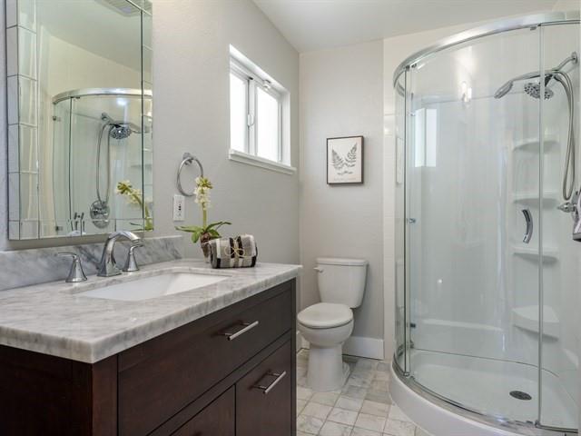 1 Fair Oaks Lane