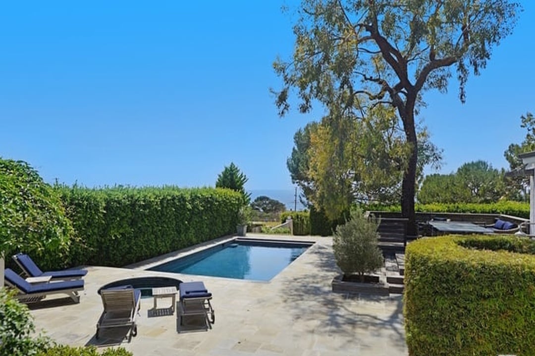 Skyreach Pavilion, Birdview Ave, 90265