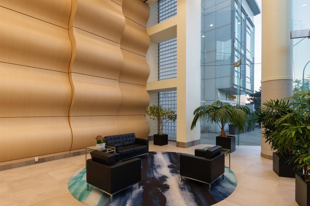 1199 Marinaside Crescent, #2305