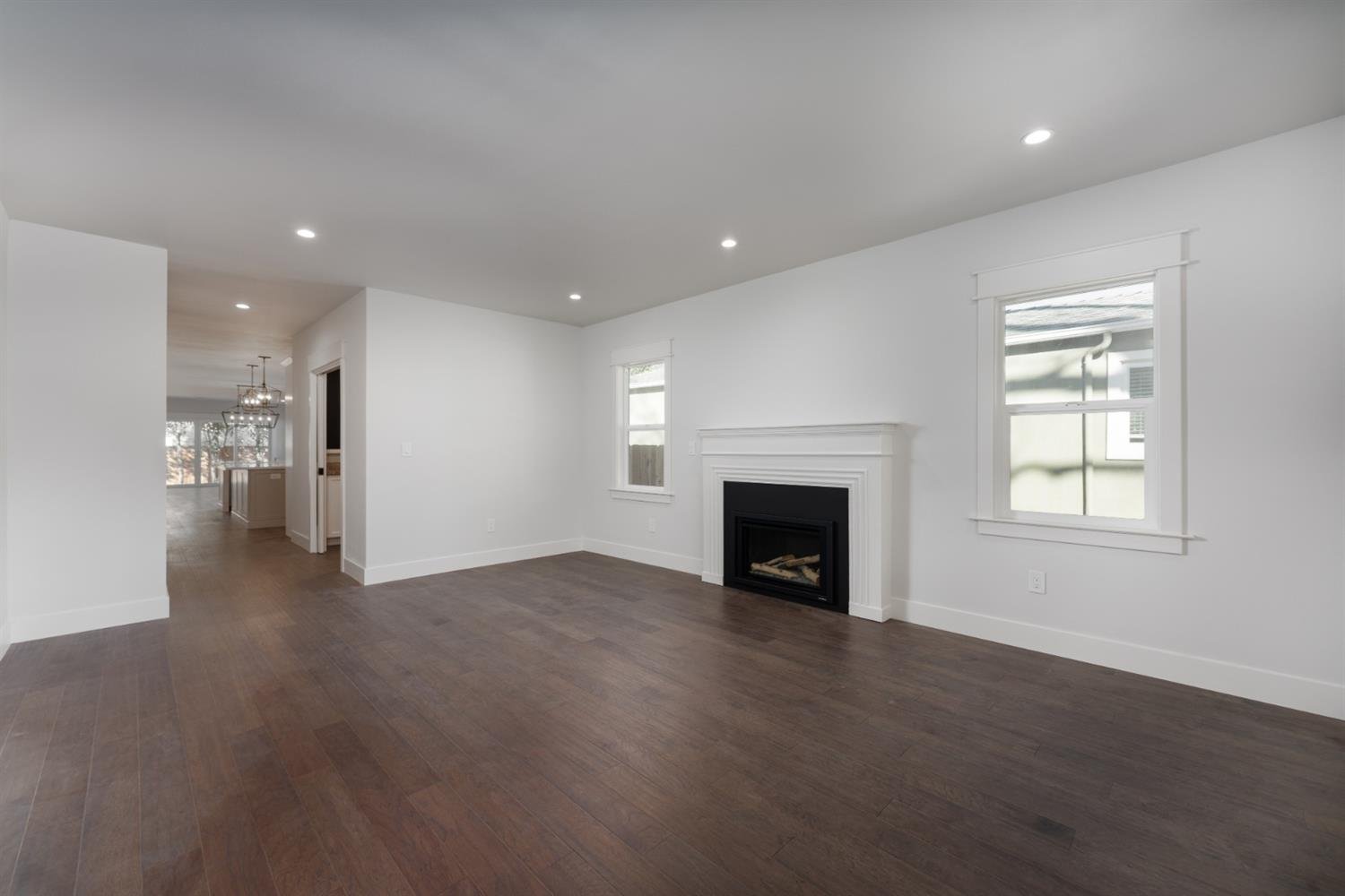 536 38th St. 