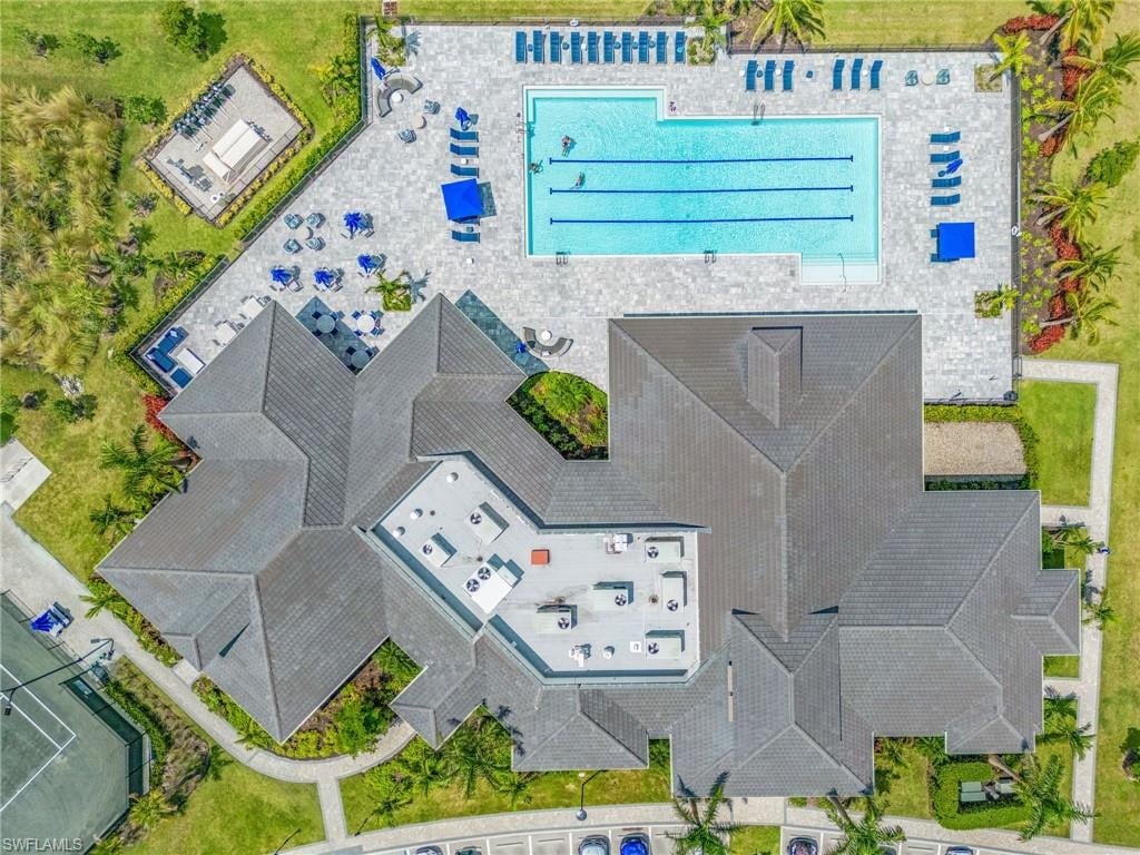 14392 Blue Bay Cir