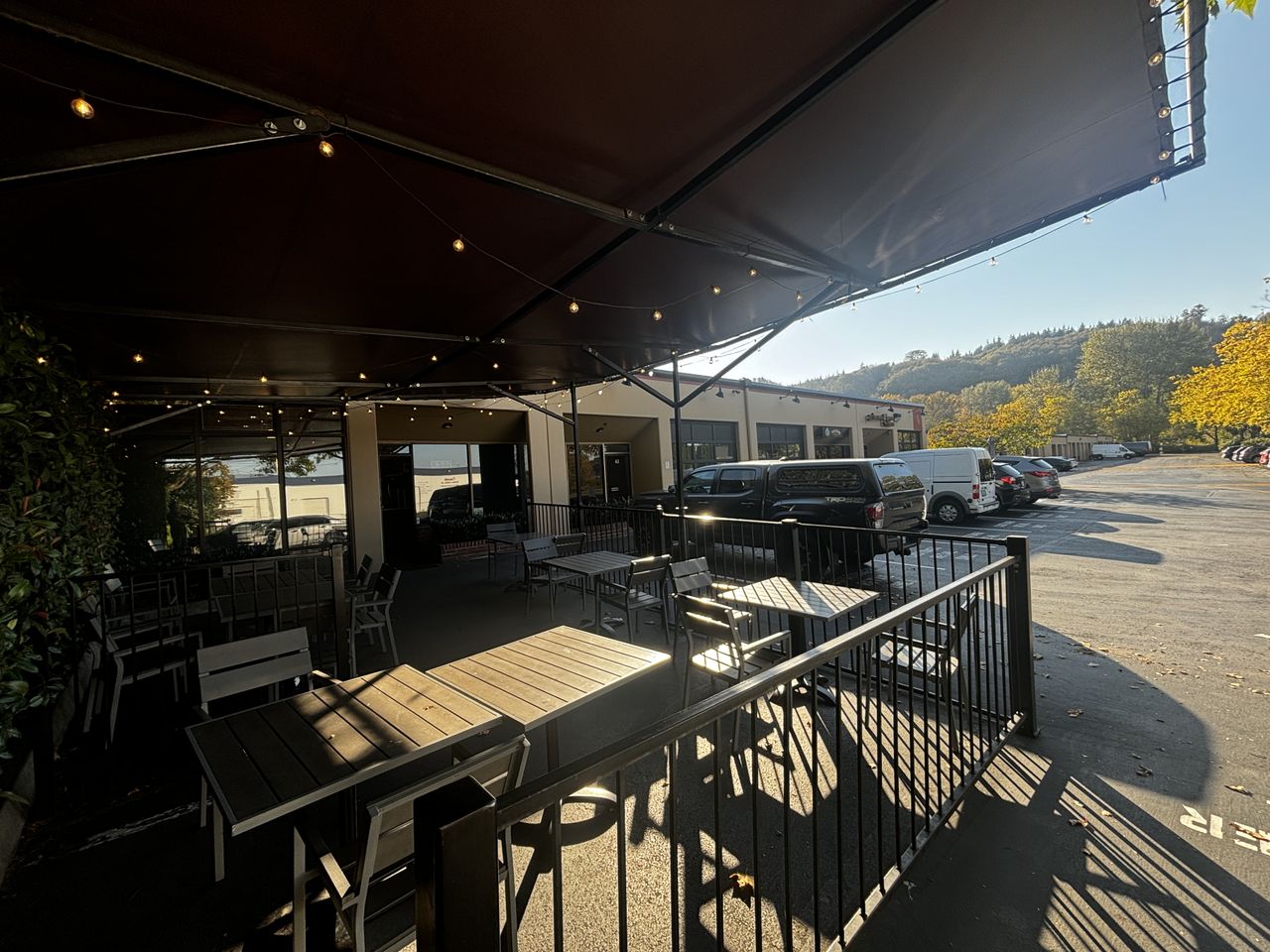 309 S Cloverdale St - Sublease