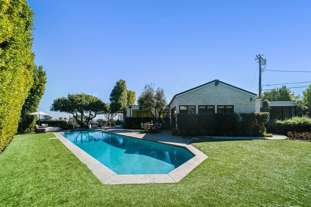 Lumina Villa