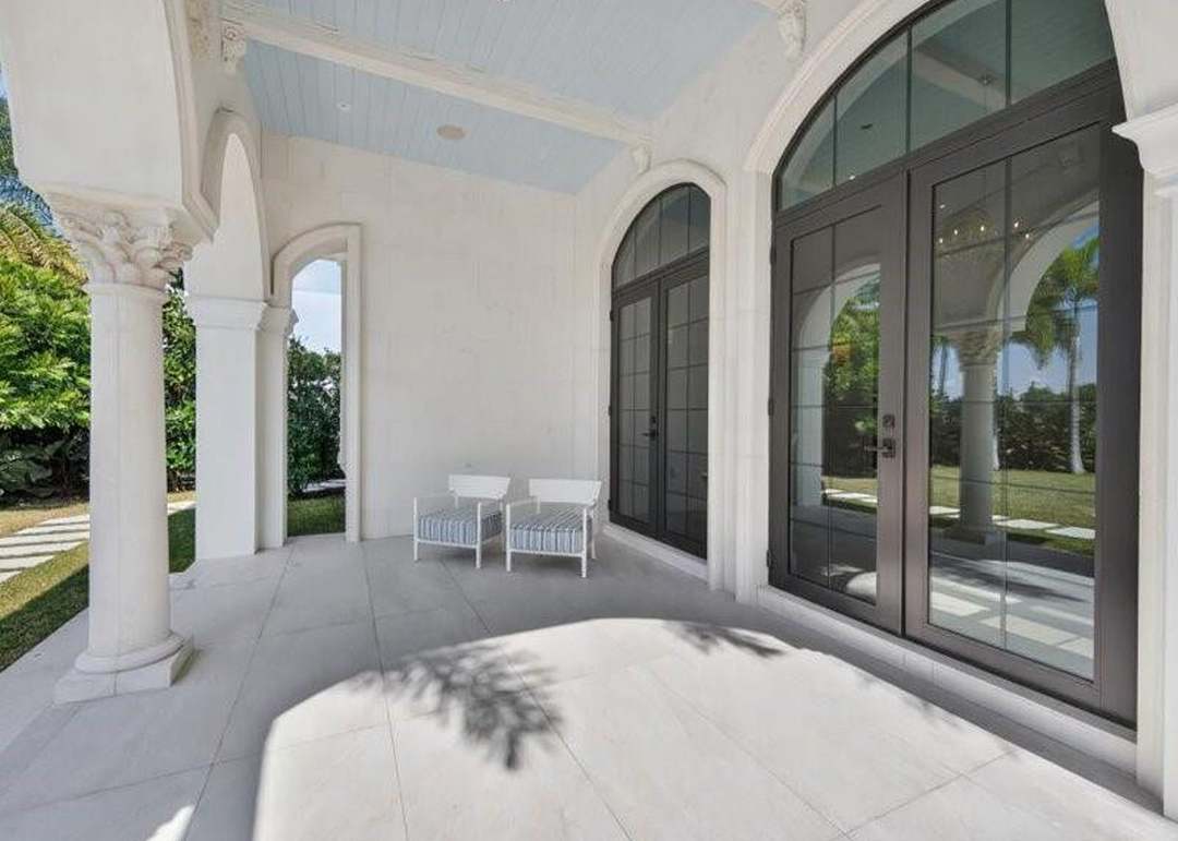 4013 Country Club Ln