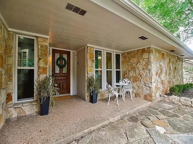 4700 Red Stone Ct