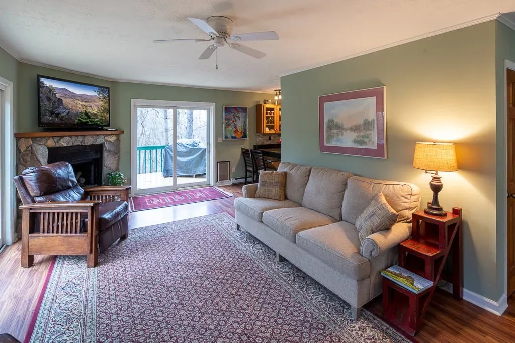 132 Grapevine Cir