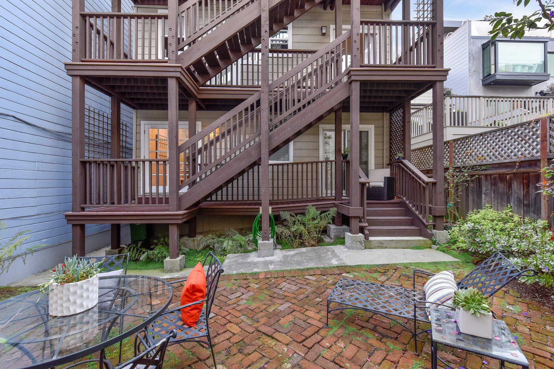 Wonderful Edwardian Style Condominium