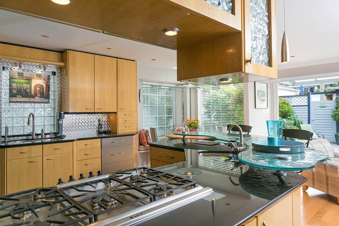 2146 W 14th Ave