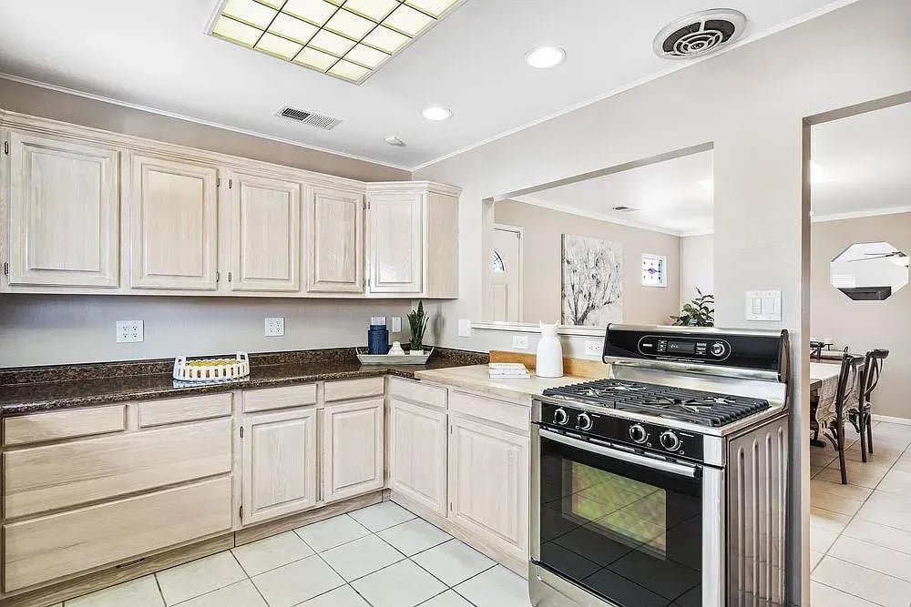 3058 Kirk Rd