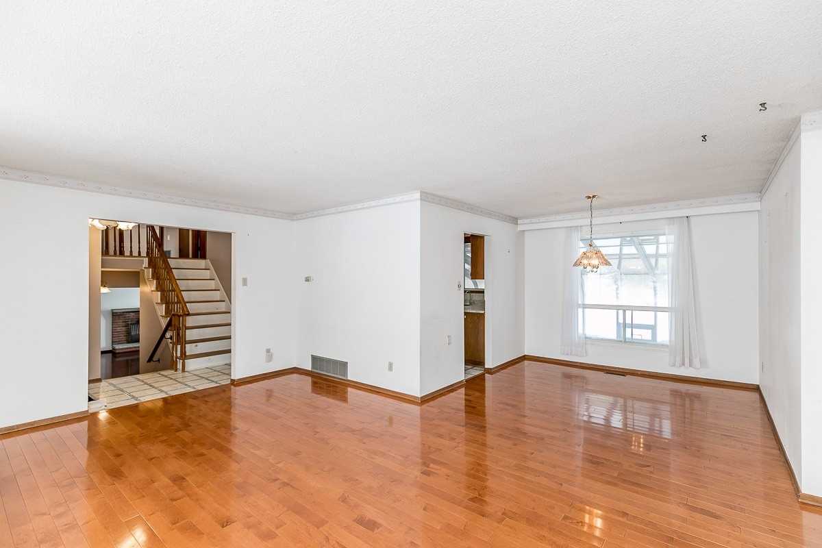 2944 County Rd 50