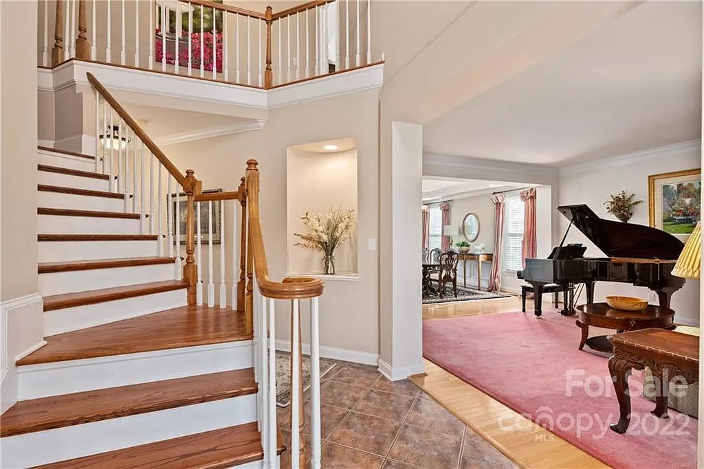 10405 Sundance Ct