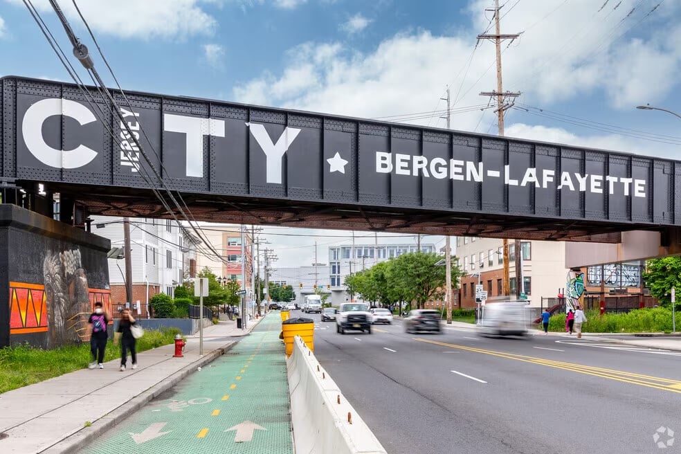 Bergen / Lafayette