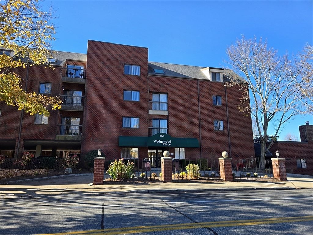 666 Main St, #309