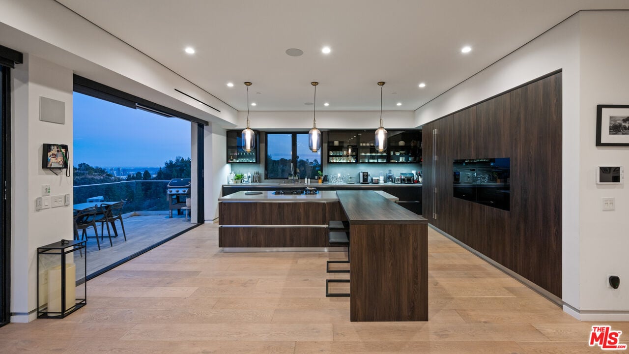 Aurelian Crest, Linda Flora Dr, 90049