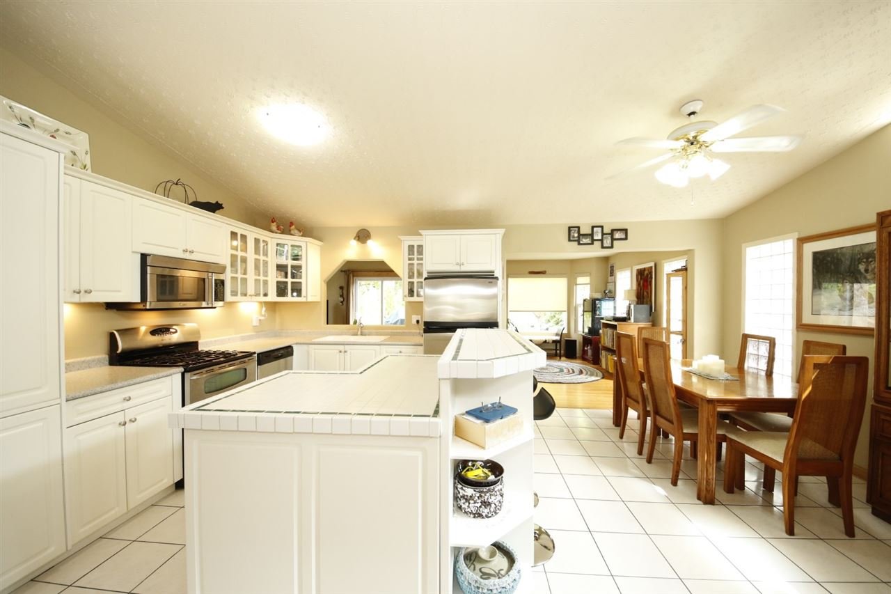 41532 Rae Rd