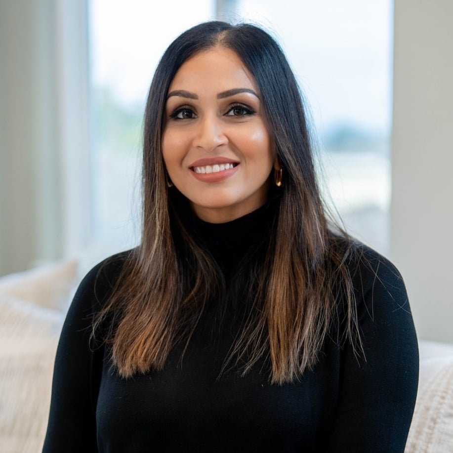 Priya Dharsani Sidhu Fremont, CA Real Estate Agent Headshot