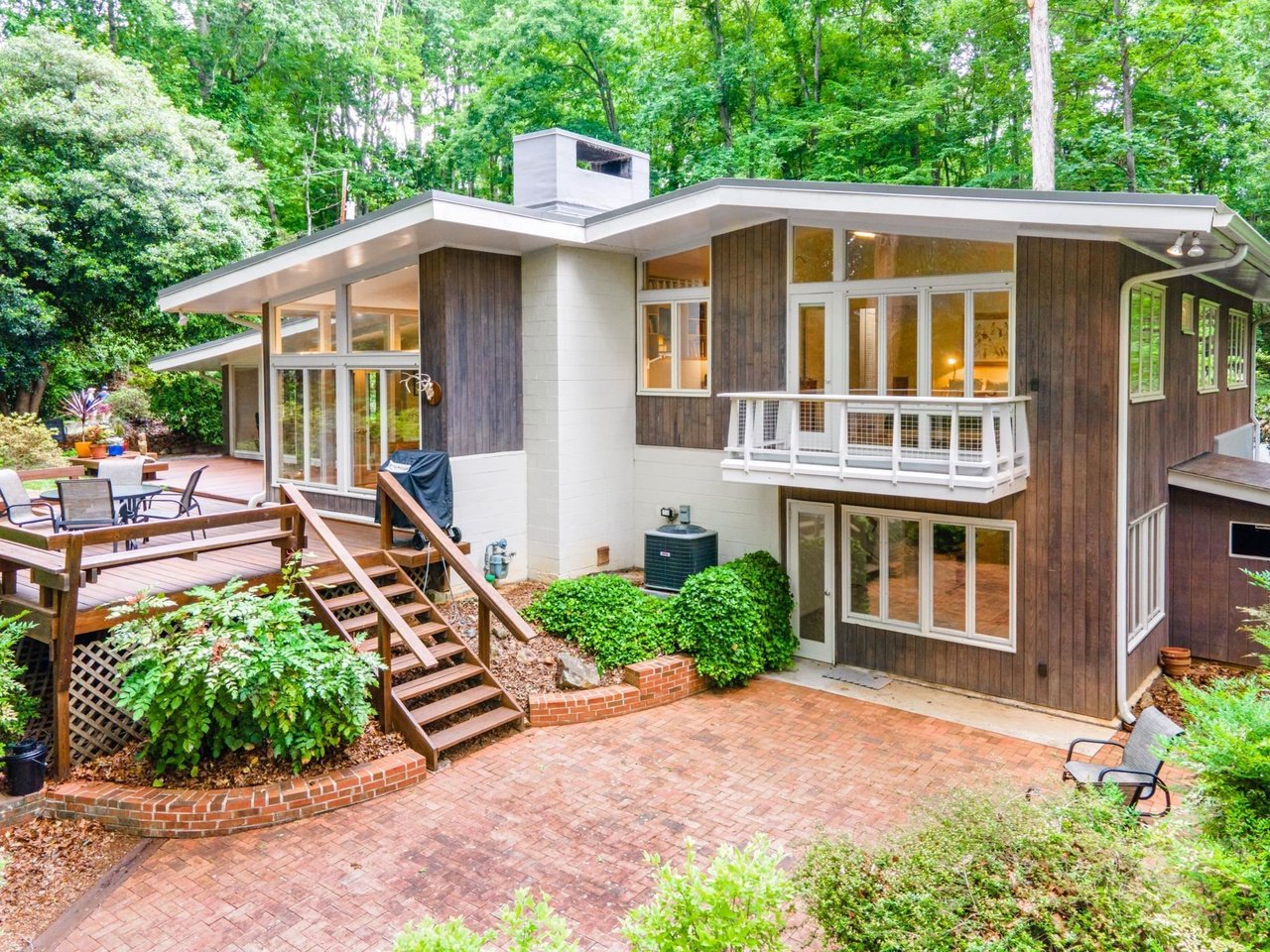 2 Bartram Dr