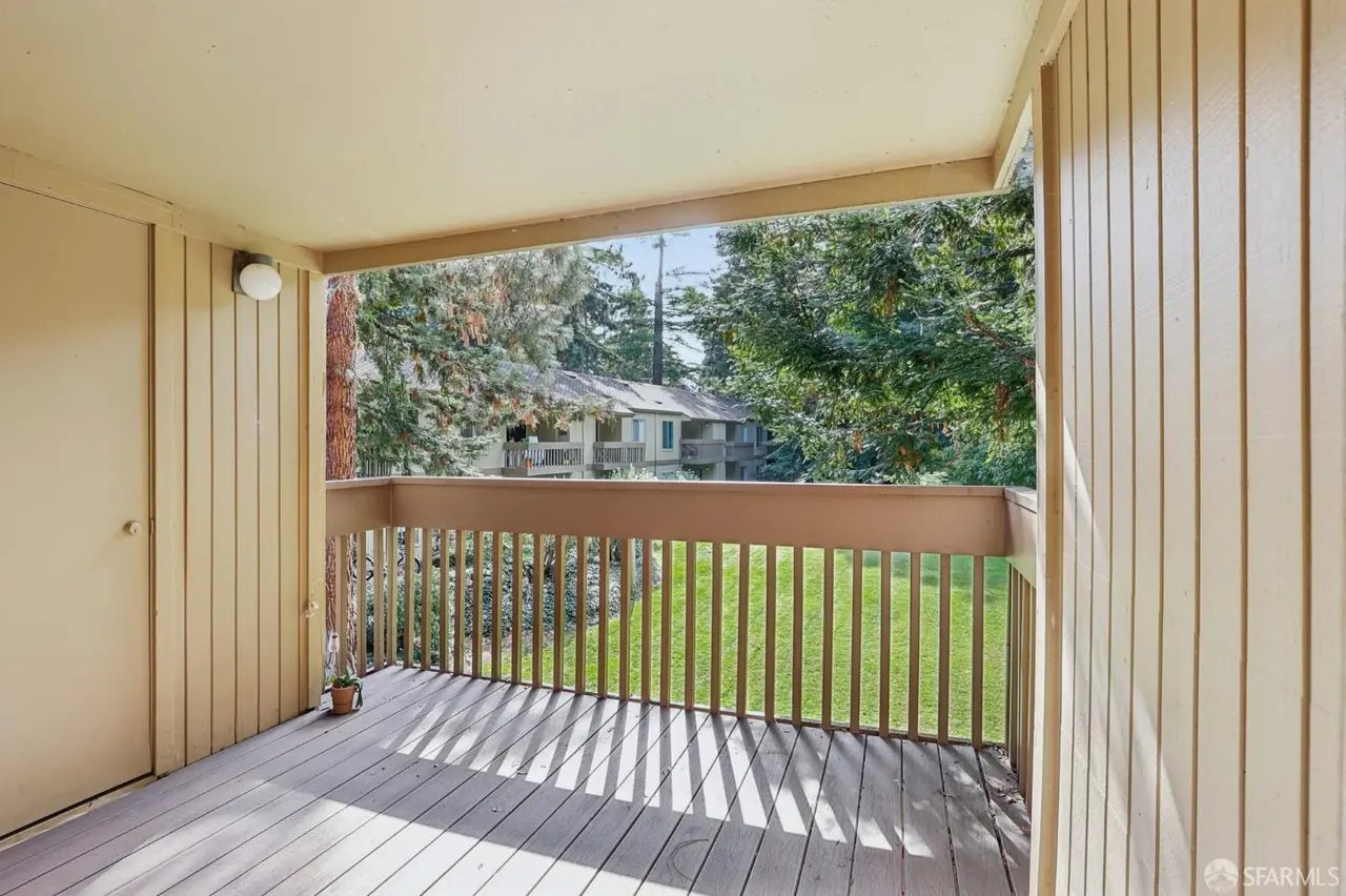 505 Cypress Point Dr, #40