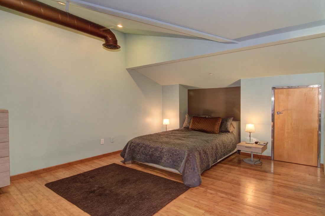 2020 H St. Loft Midtown Sacramento-Gorgeous Luxury Loft - Sold - Represented Buyer/seller