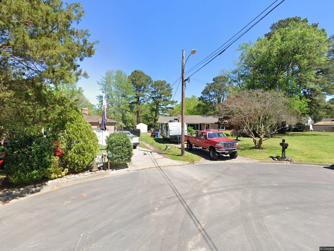 801 Shetland Dr