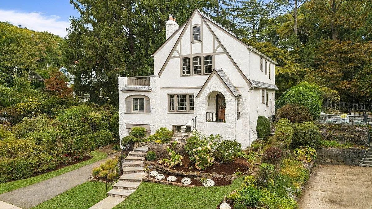 3 Glenn Road