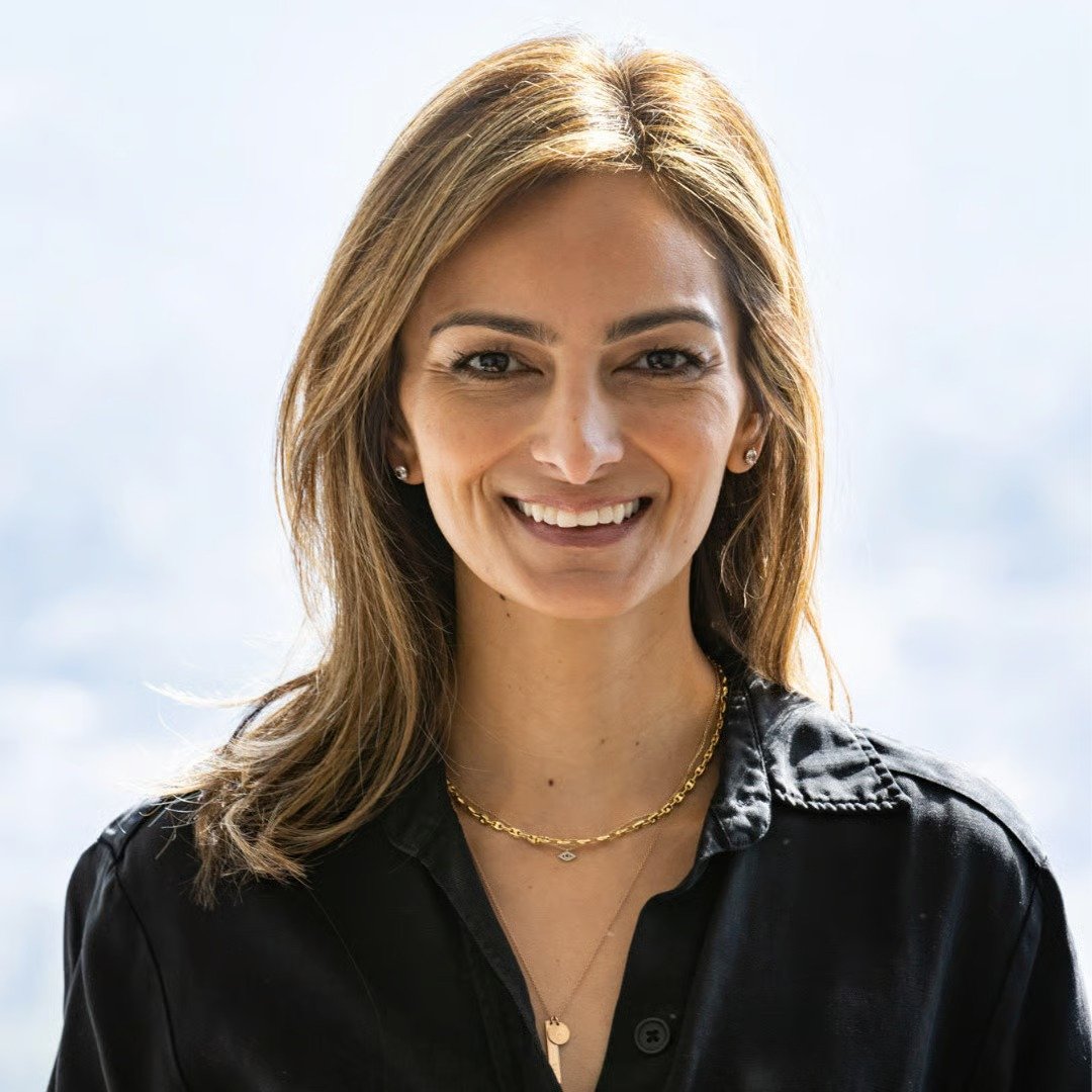sunny-magner Berkeley, CA Real Estate Agent Headshot