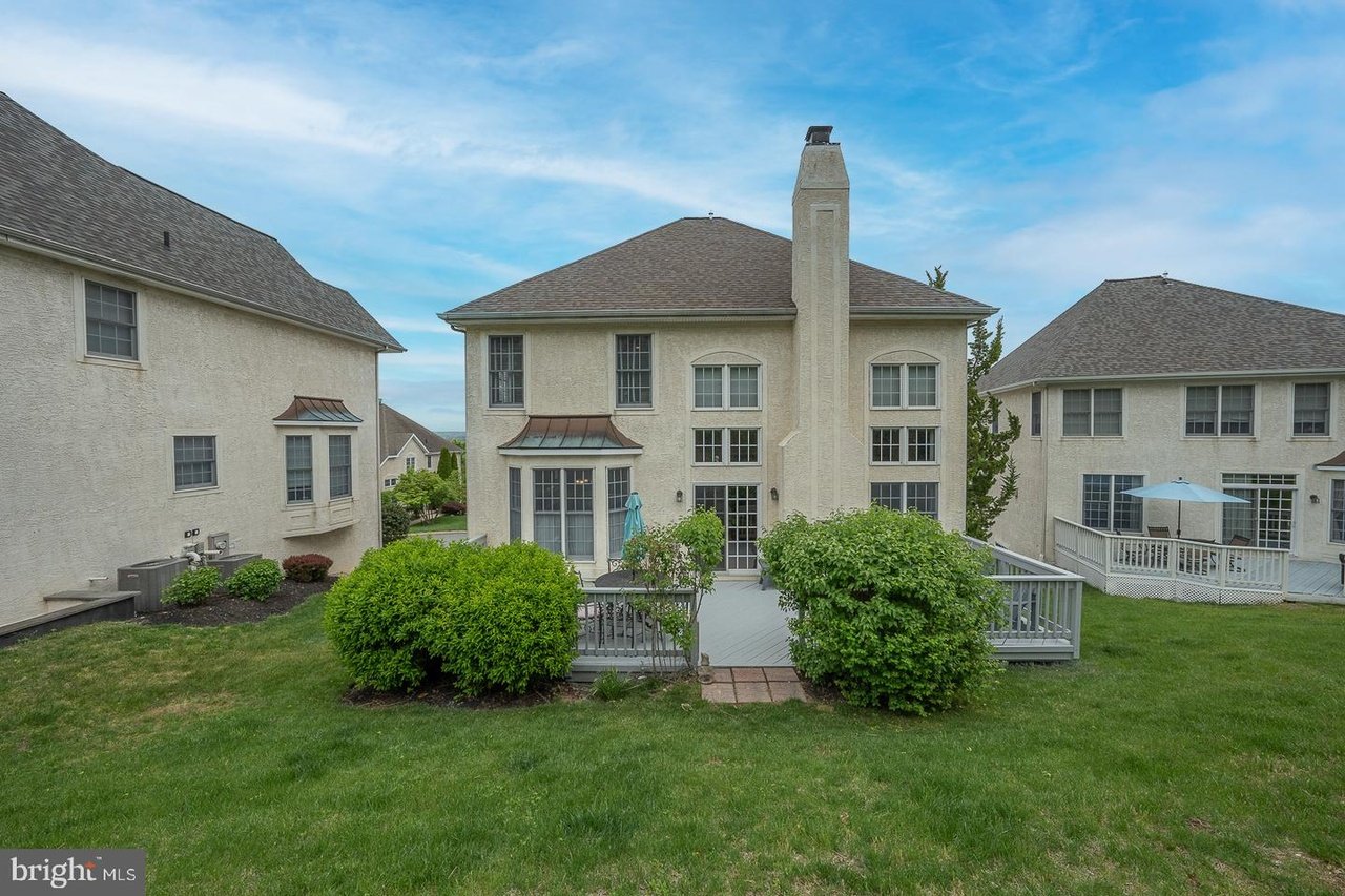 1109 Riverview Ln